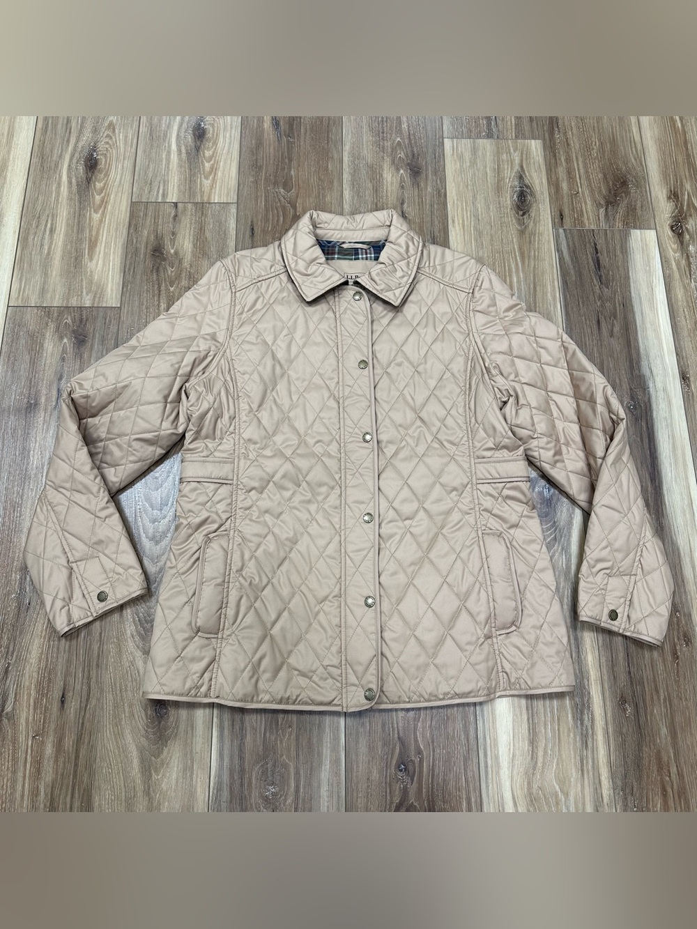 L. L. Bean Diamond Quilted Insulated Corduroy Trim Riding Jacket, Women’s Large
